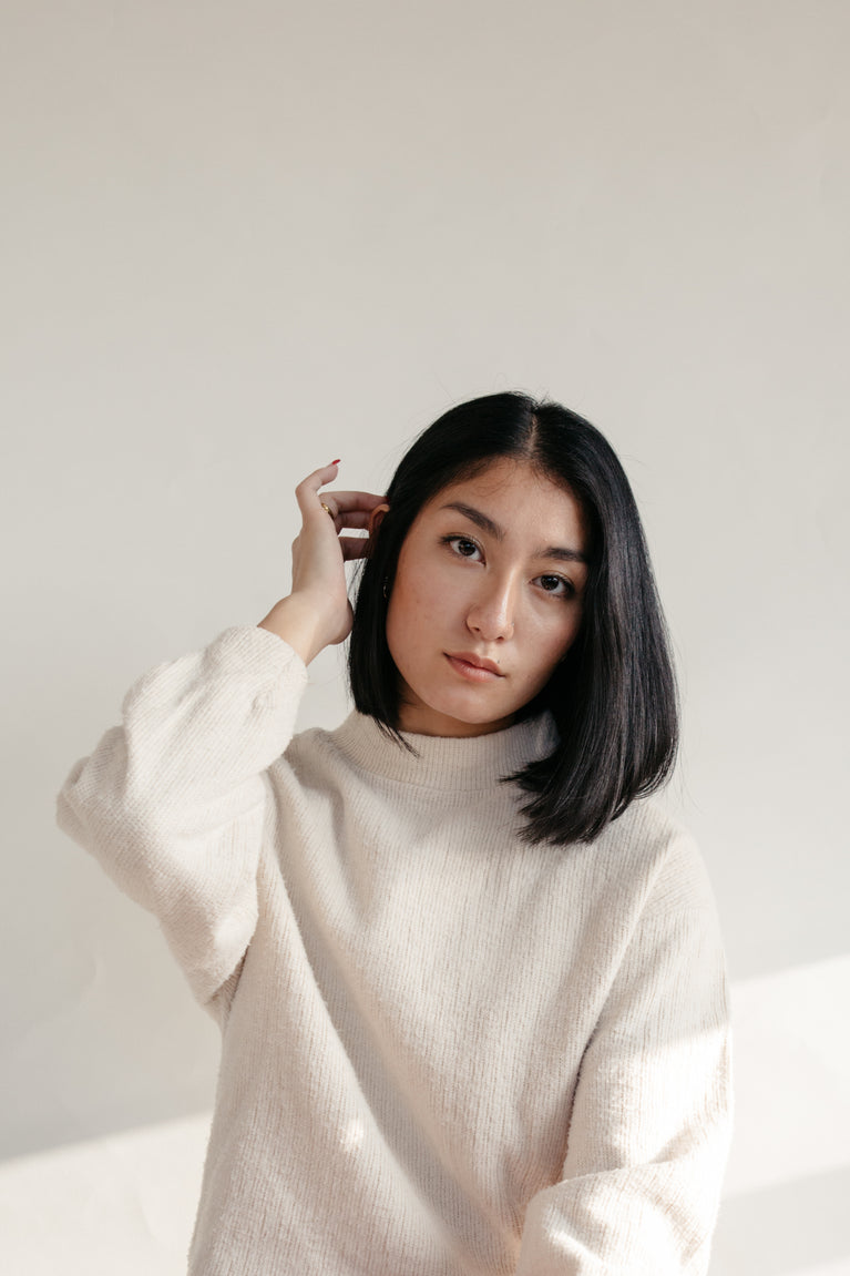model-blends-into-the-background