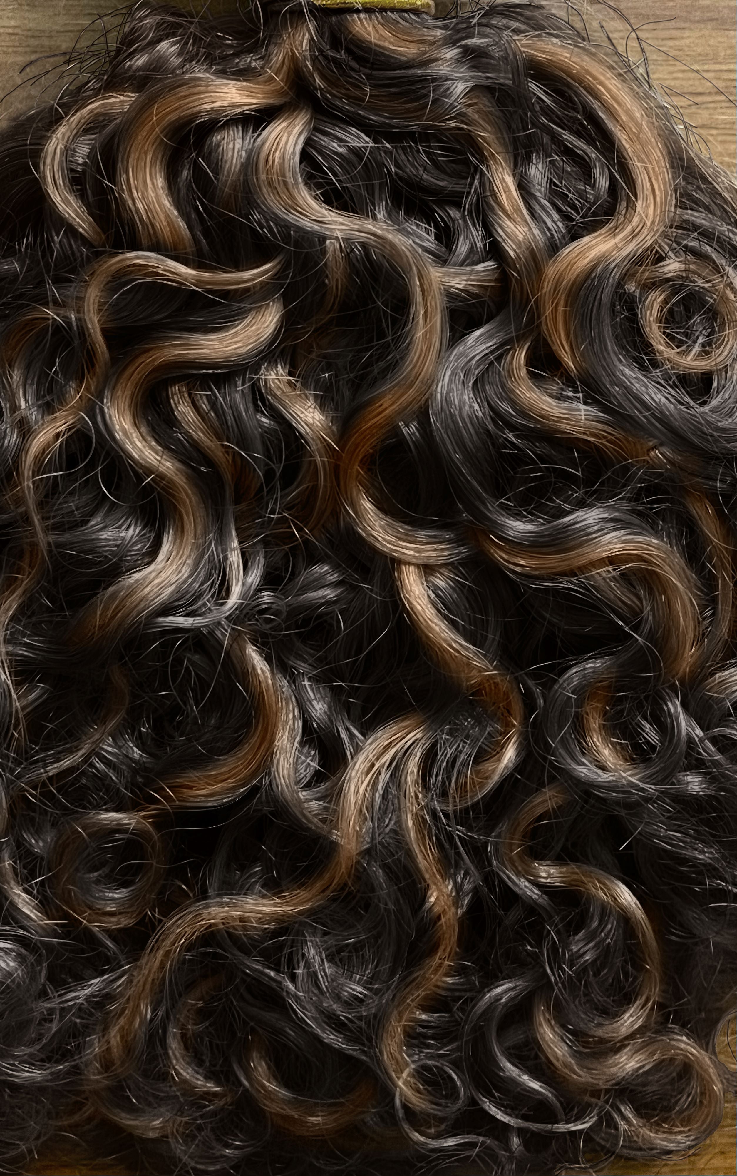 Deep Curly Tape-In Hair Extensions (Light Colours