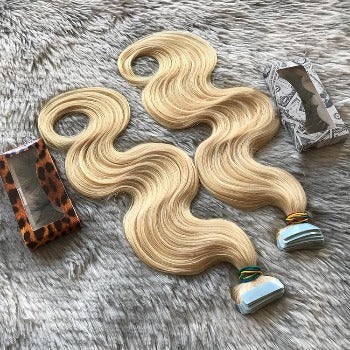 Blonde Body Wave tape in hair extensions